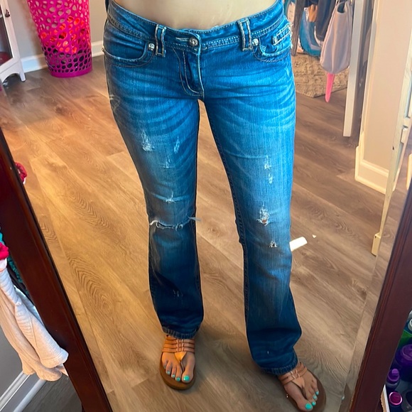 Miss Me Boot Distressed Low Rise | Size 29 - Picture 2 of 16